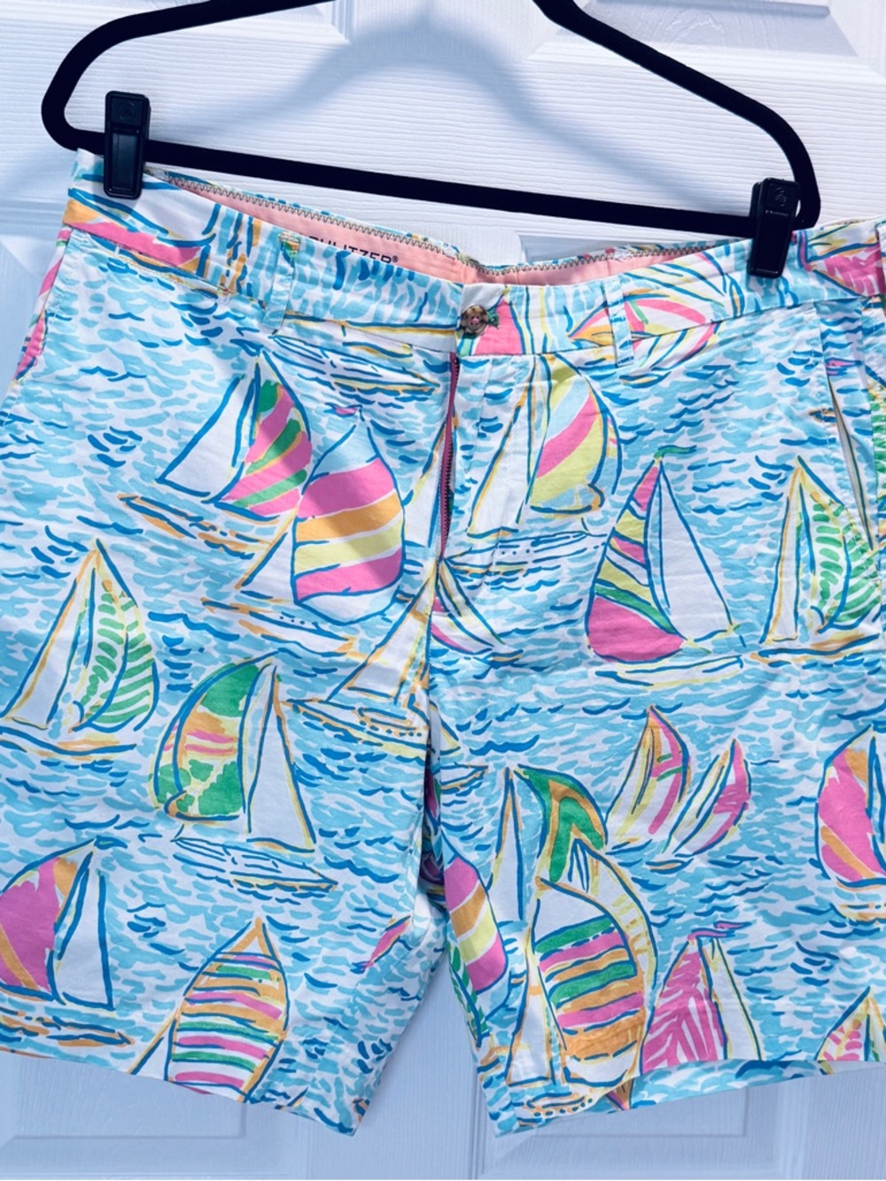 Lilly Pulitzer NWOT Mens UGotta Regatta Fitz Short - Multi Color Boat Print